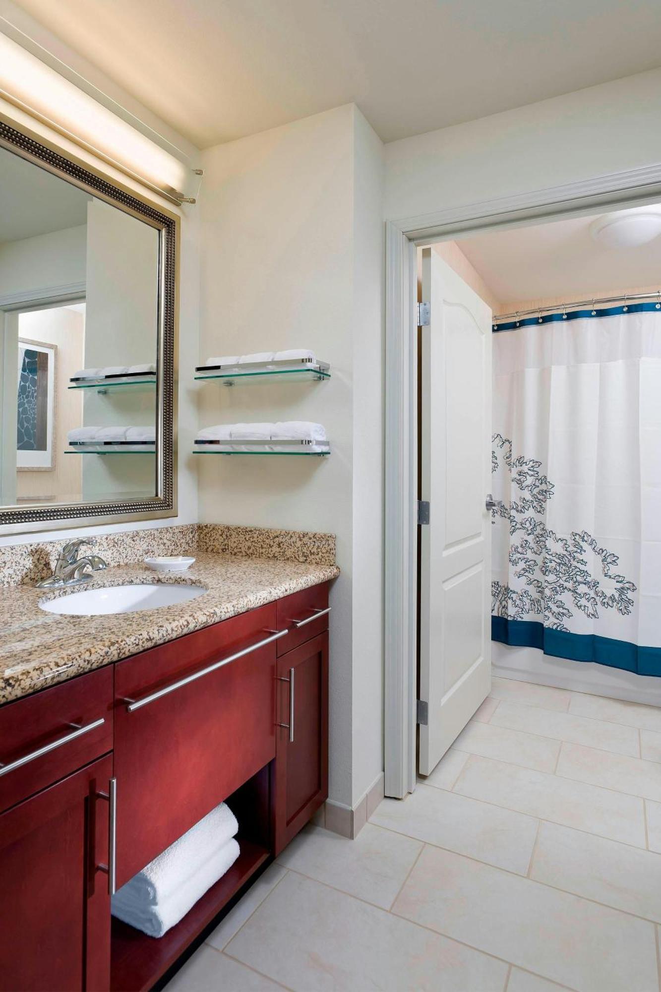Residence Inn Bismarck North Εξωτερικό φωτογραφία