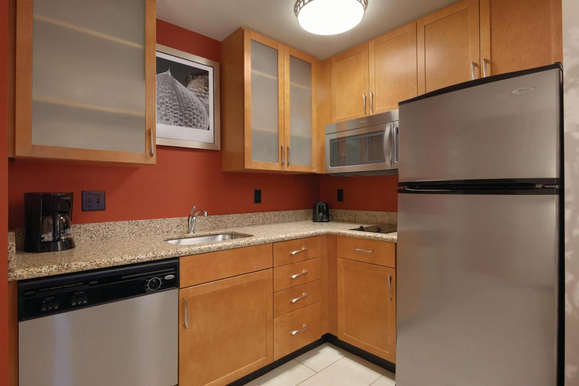 Residence Inn Bismarck North Εξωτερικό φωτογραφία